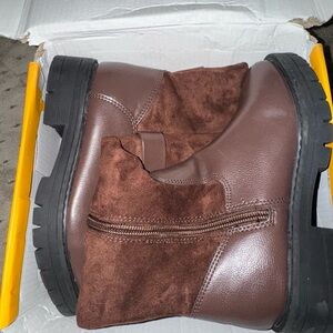 Worn 2x!! FINAL SALE!! Little Girls Size 12 Brown Leather Riding Boots